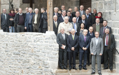 Agustín Azkarate, director del GPAC en la reunión anual de la Academia de las Ciencias, de las Artes y de las Letras JAKIUNDE