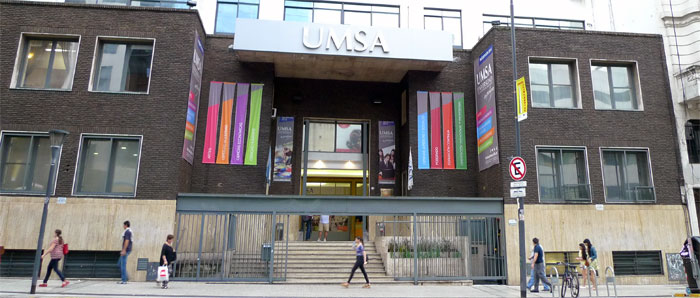 Firma del convenio con la Universidad del Museo Social Argentino (UMSA)