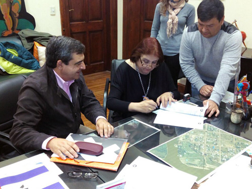 Firma convenio con el Gobierno de la provincia de Santa Fe (Argentina)